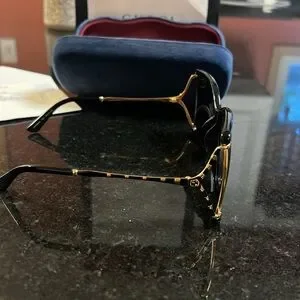 GUCCI SUNGLASSES BLACK GOLD GG0592SK 001 Gucci | Accessories | Gucci Sunglasses Black Gold Gg592sk 00  main image 3